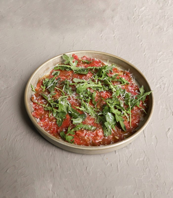 Карпаччо из мраморной говядины c цитрусовым понзу 